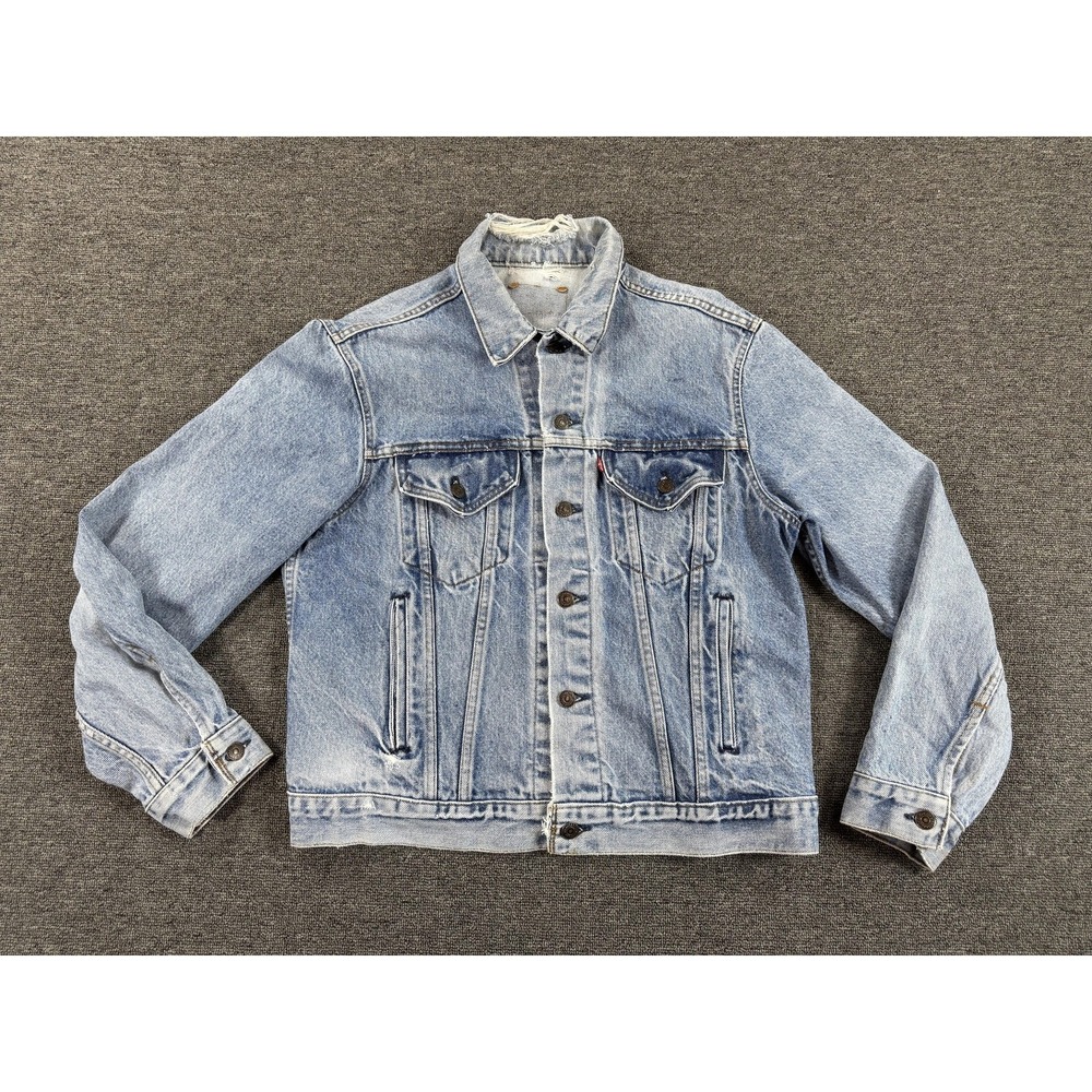 Vintage Levis Denim Jacket Mens Medium Blue Wash Bomber Made USA Distressed‎